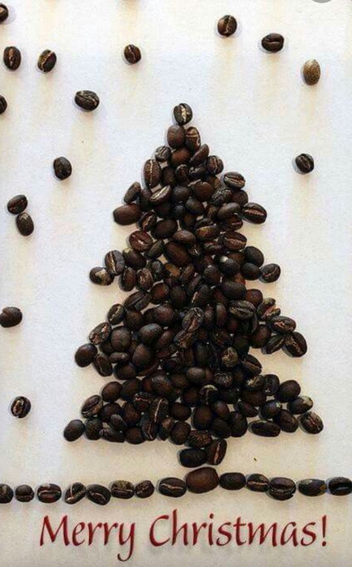 De medewerkers en directie van 24-7 Koffie Service B.V. wensen iedereen fijne Kerstdagen en een gezond, gelukkig en succesvol 2020 toe!